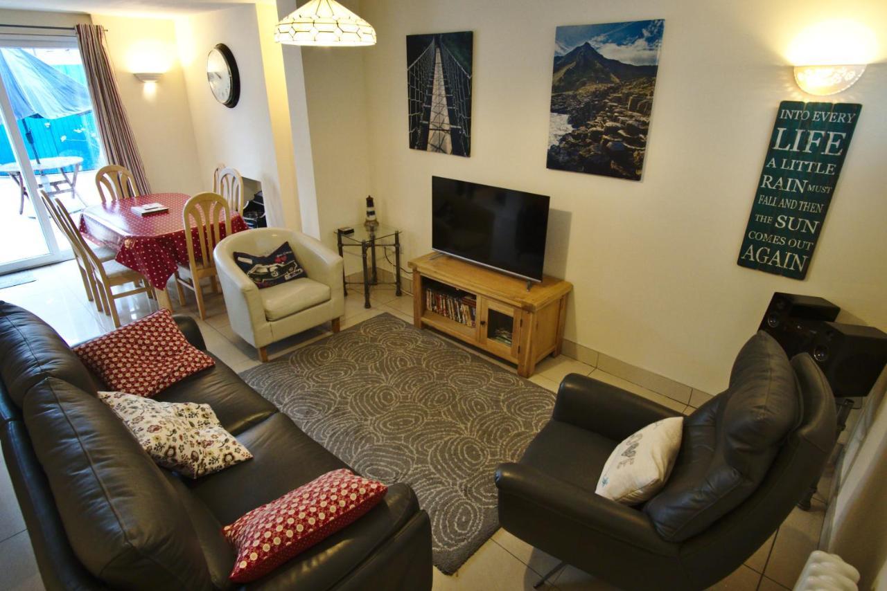 The Folly Villa บังกอร์ ภายนอก รูปภาพ